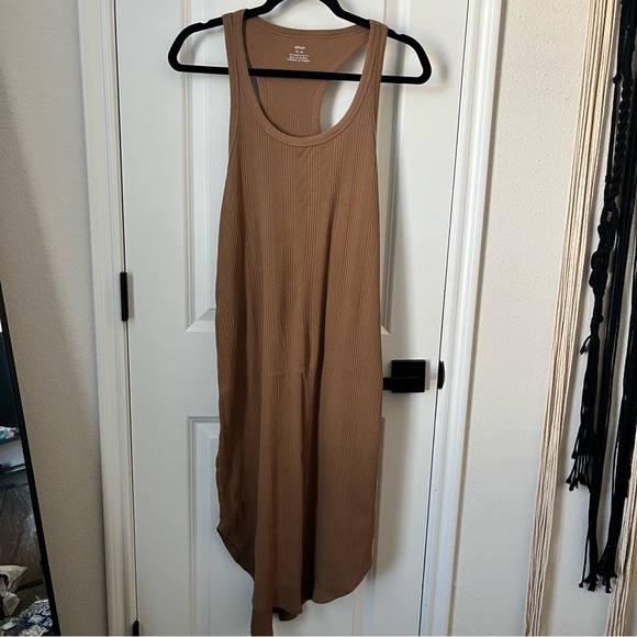 aerie Dresses & Skirts - Aerie Camel Ribbed Knit Dress - M